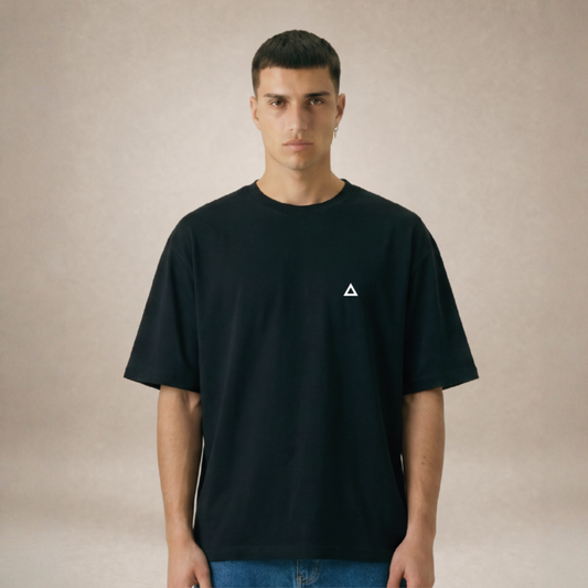Oversized T-Shirt - La Nucia Studio - Black
