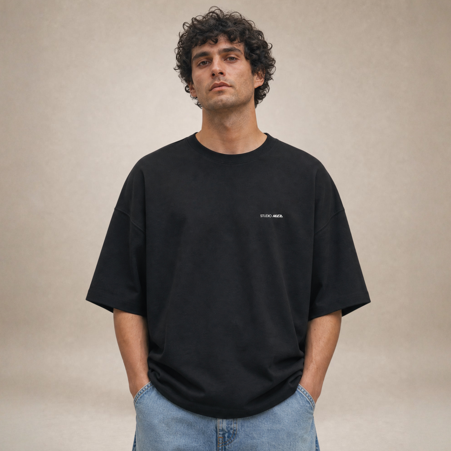 Oversized T-Shirt -  Rates - Black